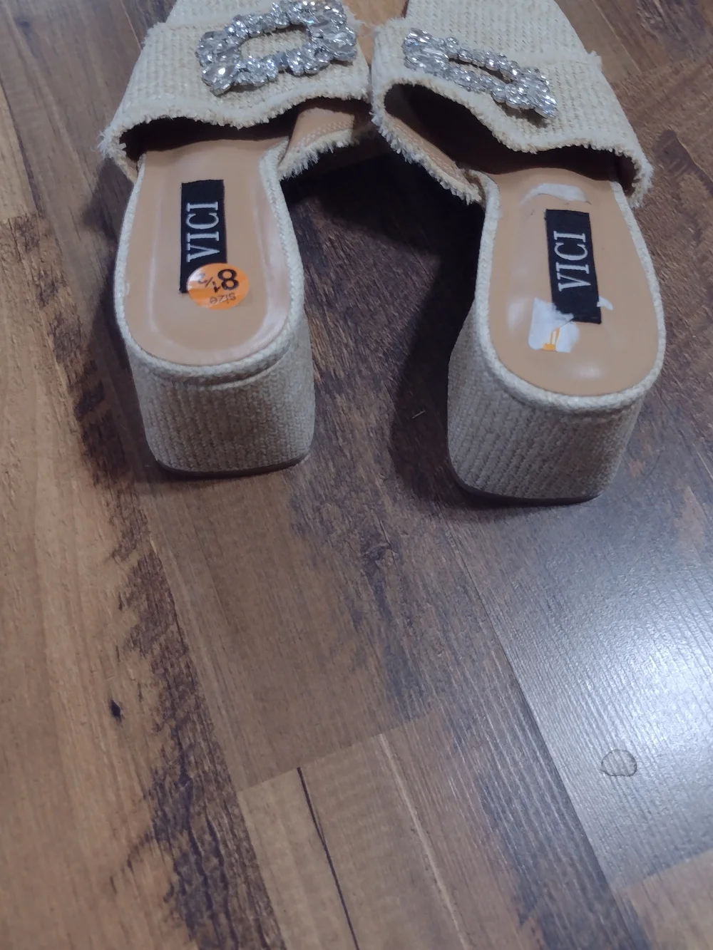 Embellished Cream Slide Sandals with Crystal Buckle Size 8.5